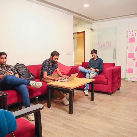 Hotel La Serene By Qotel-Gagan Vihar Anand Vihar New Delhi Eksteriør bilde